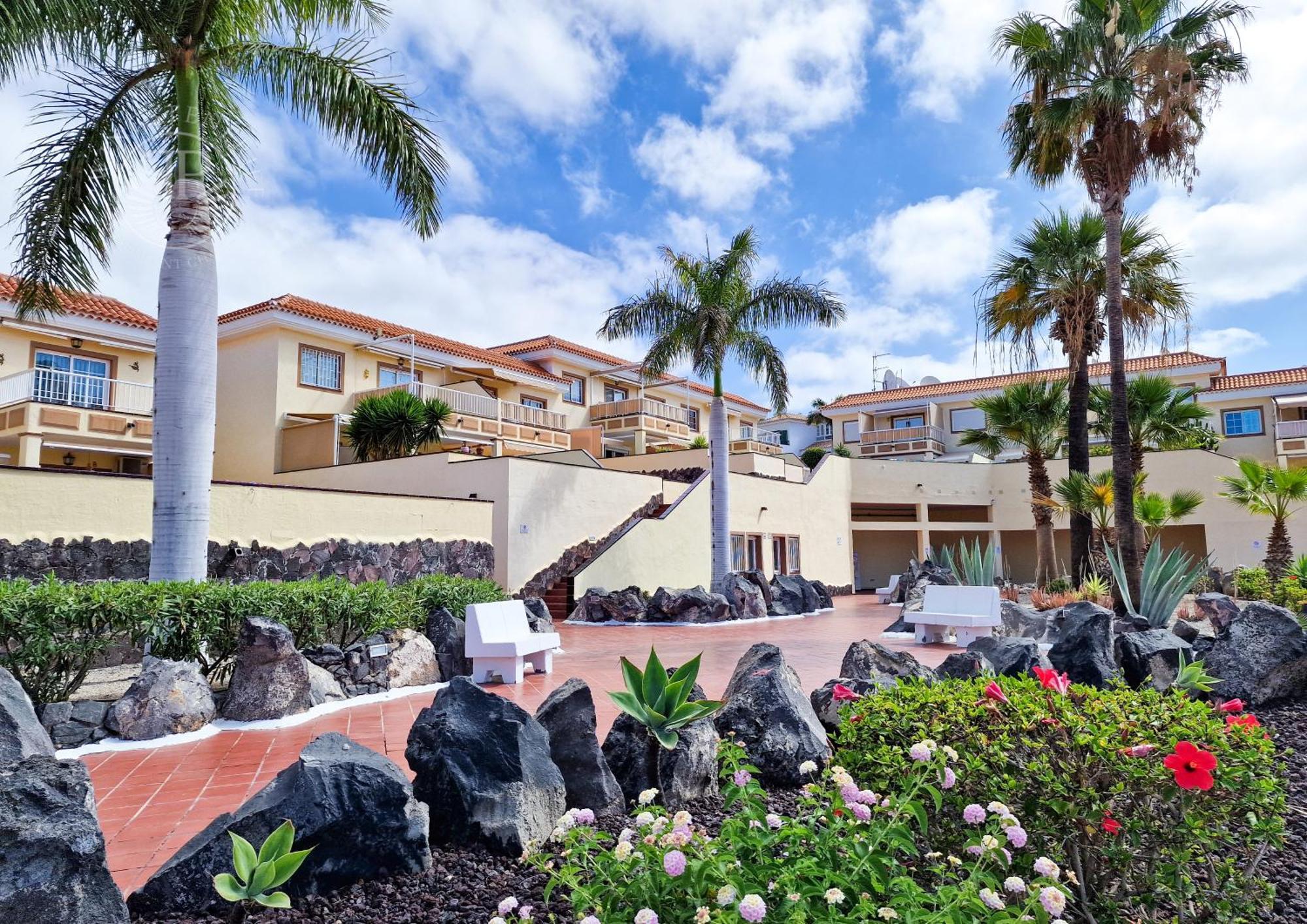 2 Wings Tenerife - Apartment Chayofa ภายนอก รูปภาพ